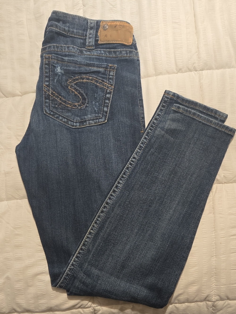 Silver Jeans Women’s Dark Blue Distressed Skinny Jeans